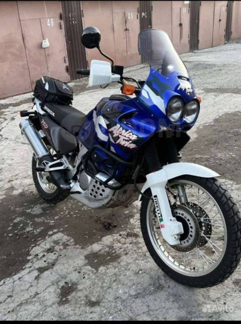 Honda XRV 750 Africa Twin. 749. ., , ,   