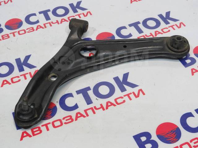 Рычаг передний пробокс. Toyota Витц передний сайлентблок под 14 болт. NCP-016. Маленький сайлентблок. Тойота Платц рычаг передний фото