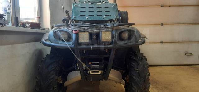 Yamaha Grizzly 660. ,  \,   