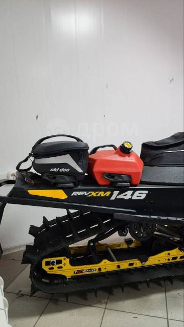 BRP Ski-Doo Summit. ,  ,   