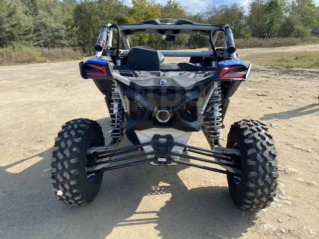 BRP Can-Am Maverick X RS Turbo RR. ,  \,   