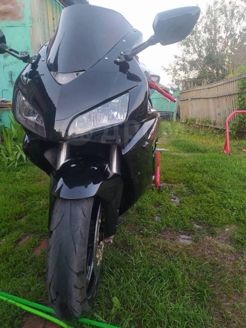 Honda CBR 1000RR Fireblade. 1 000. ., , ,   