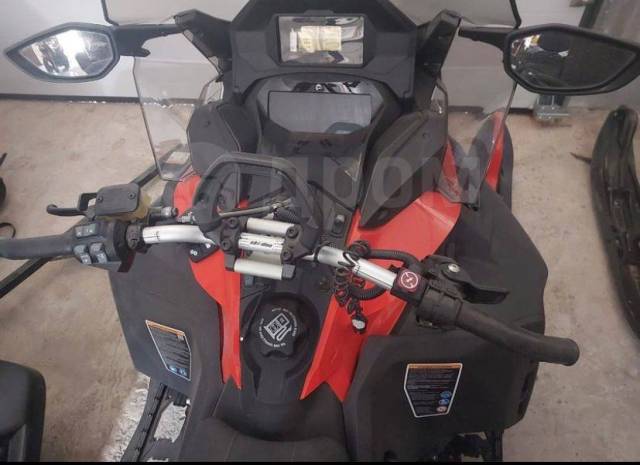 BRP Ski-Doo Expedition SE. ,  ,   