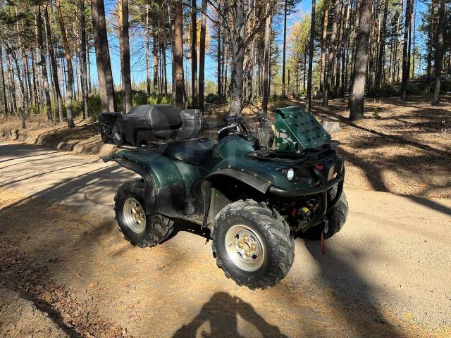 Yamaha Grizzly 660. ,  \,   