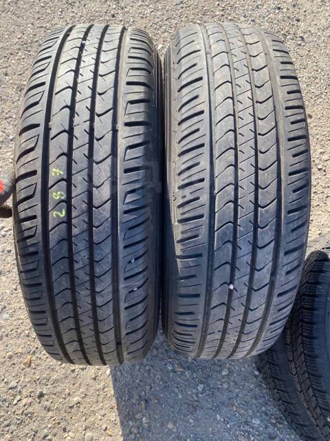 Goodyear EfficientGrip SUV HP01, 215/70 R16, 16