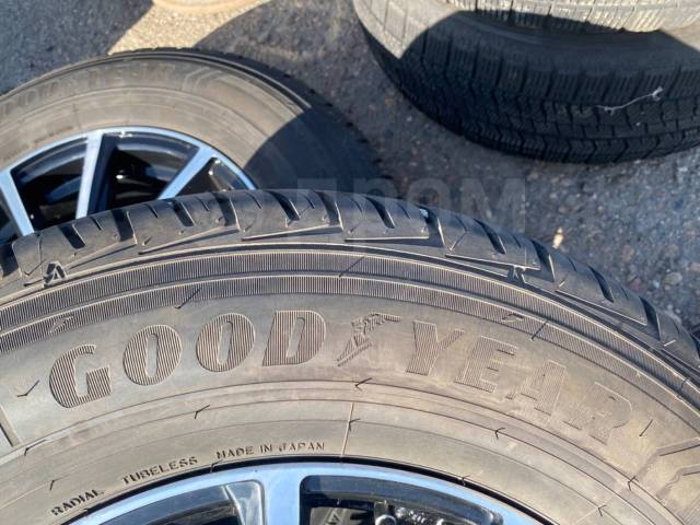 Goodyear EfficientGrip SUV HP01, 215/70 R16, 16