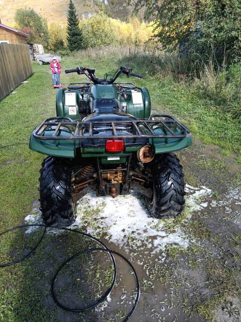 Yamaha Grizzly 660. ,  \,   