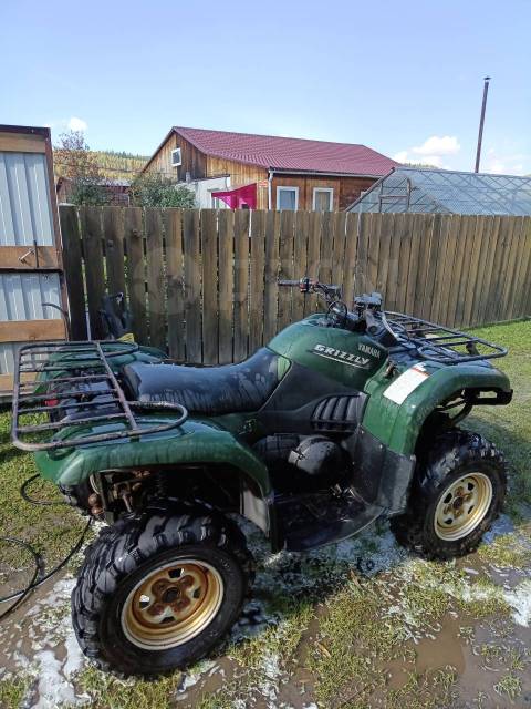 Yamaha Grizzly 660. ,  \,   