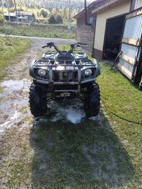 Yamaha Grizzly 660. ,  \,   