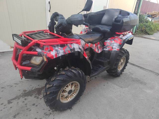 BRP Can-Am Outlander Max 400. ,  \,   