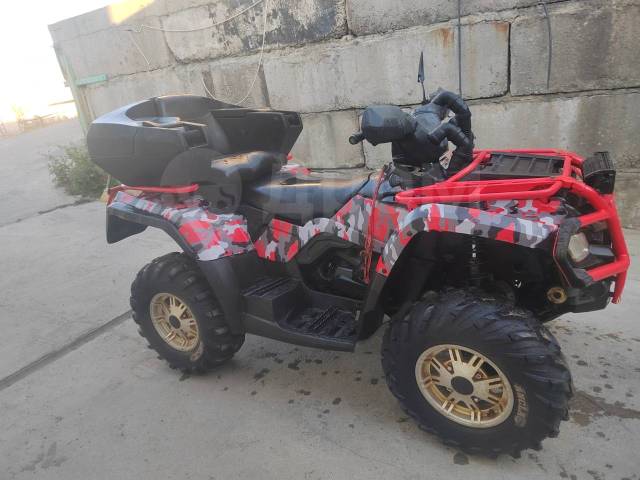 BRP Can-Am Outlander Max 400. ,  \,   