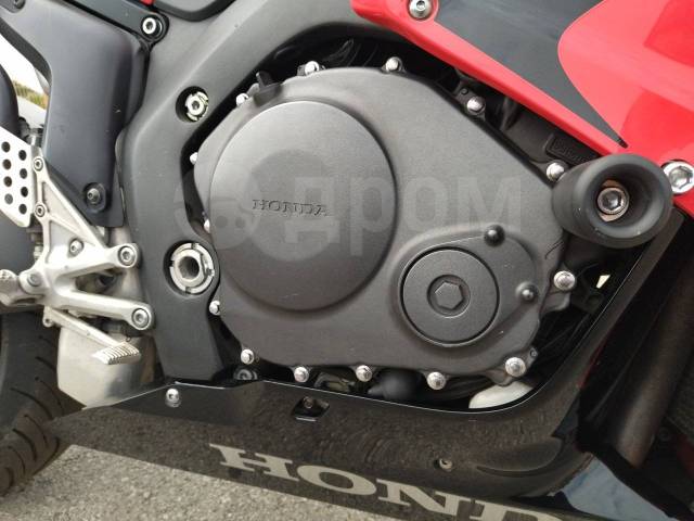 Honda CBR 1000RR Fireblade. 1 000. ., , ,   