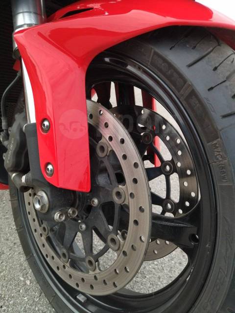 Honda CBR 1000RR Fireblade. 1 000. ., , ,   