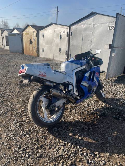 Suzuki GSX-R 400. 400. ., , ,   