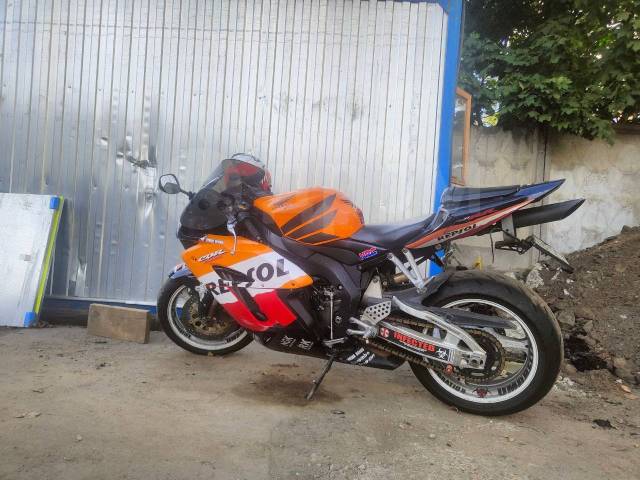 Honda CBR 1000RR Fireblade. 998. ., ,  