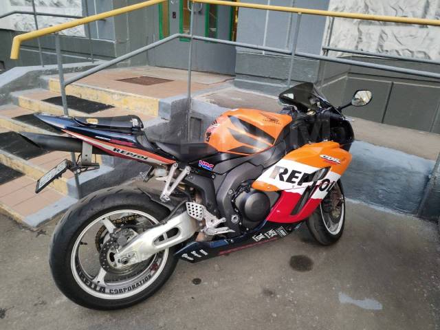 Honda CBR 1000RR Fireblade. 998. ., ,  