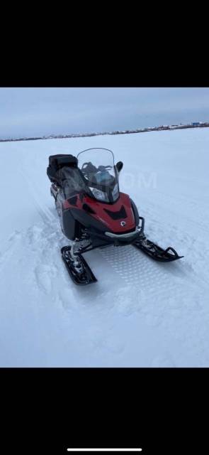 BRP Ski-Doo Expedition SE. ,  ,   