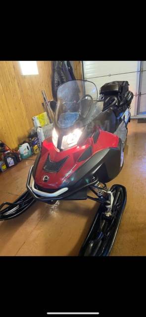 BRP Ski-Doo Expedition SE. ,  ,   