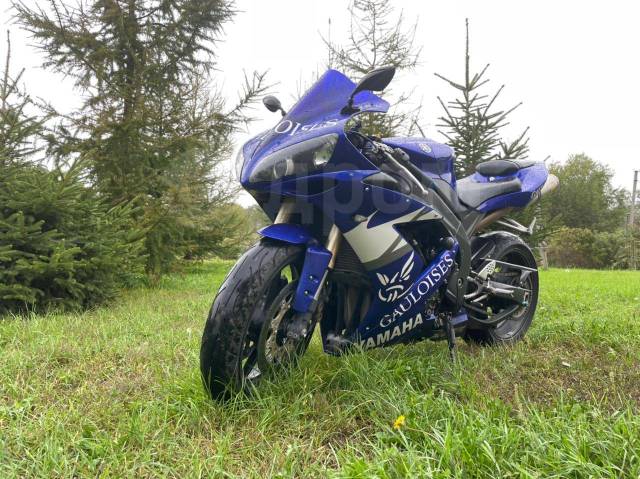 Yamaha R1. 1 000. ., ,   