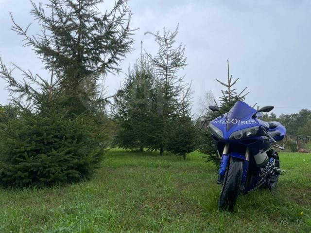 Yamaha R1. 1 000. ., ,   