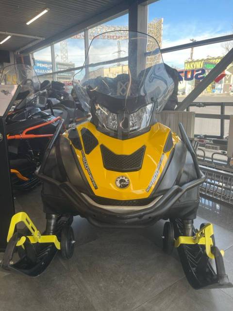 BRP Ski-Doo Skandic SWT. ,  ,   