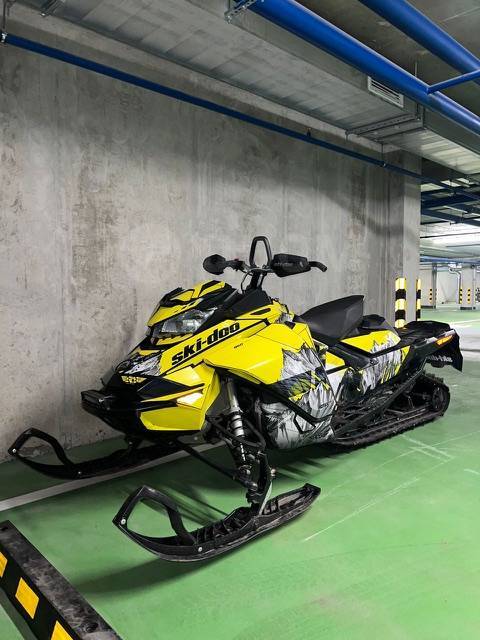 BRP Ski-Doo Renegade Backcountry. ,   