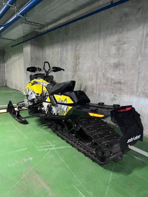 BRP Ski-Doo Renegade Backcountry. ,   