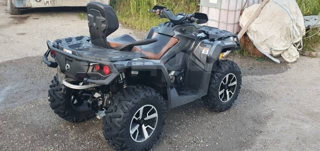 BRP Can-Am Outlander Max 1000R Limited. ,  \,   