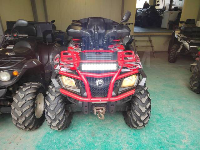 BRP Can-Am Outlander Max 400. ,  \,   