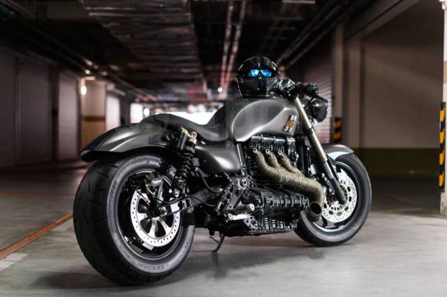 Triumph Rocket III. 2 300. ., , ,   