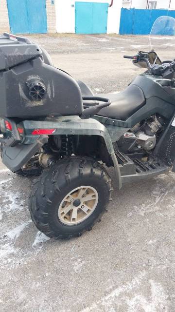 BRP Can-Am Outlander Max 800 XT. ,  \,   