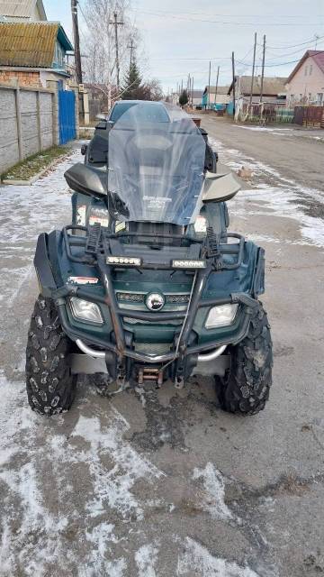 BRP Can-Am Outlander Max 800 XT. ,  \,   