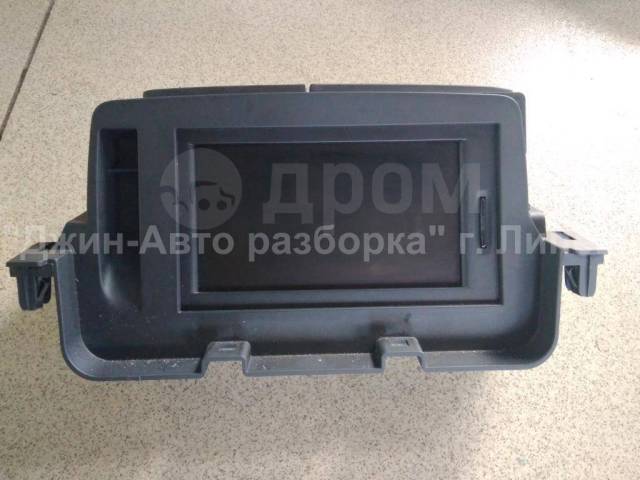 дисплей меган 3