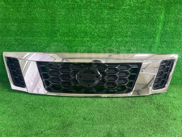 Решетка NISSAN NV 350 CARAVAN 2013г. VW2E26 , 62310-3XA0A, цена 870 руб., артику