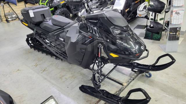 BRP Ski-Doo Summit X with Expert Package. ,  ,   