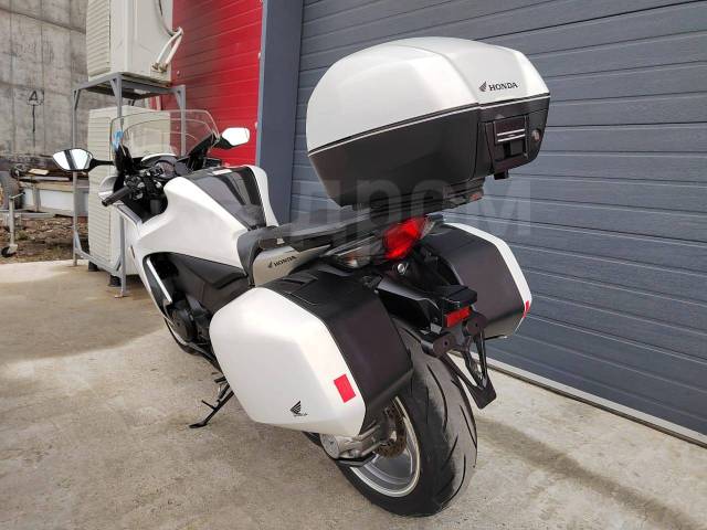 Honda VFR 1200F. 1 200. ., , ,   