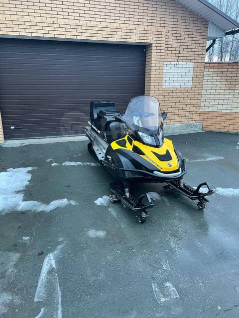 BRP Ski-Doo Skandic SWT. ,  ,   