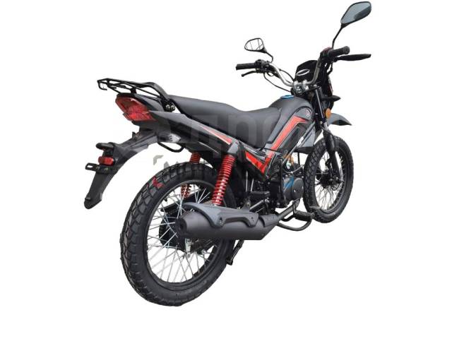 Yamaha XG250 Tricker