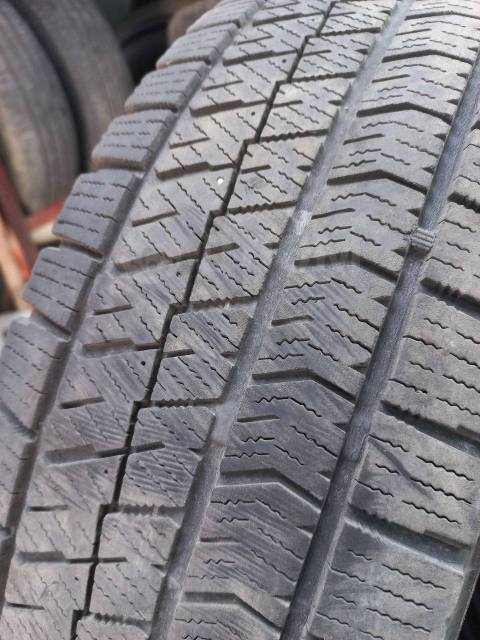 Bridgestone Blizzak VRX2, 185/70 R14, 14