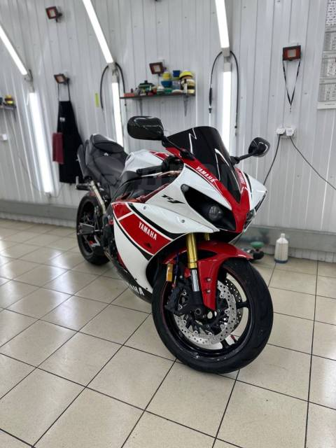 Yamaha R1. 1 000. ., , ,   