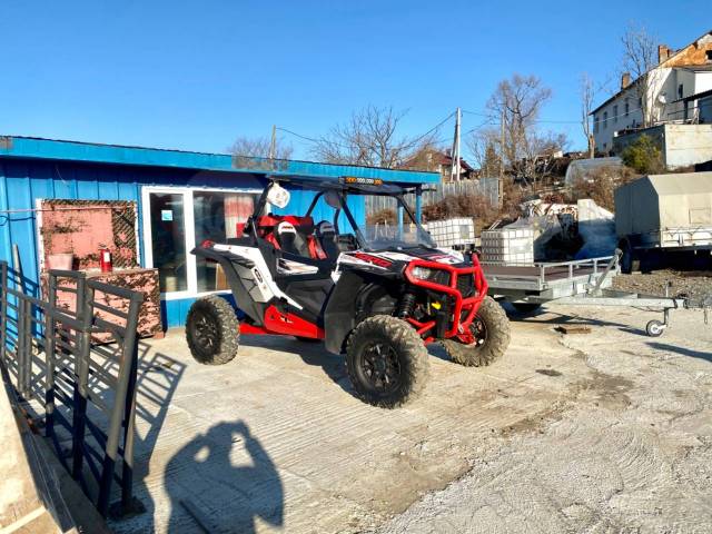 Polaris RZR XP 1000 EPS. ,  \,   