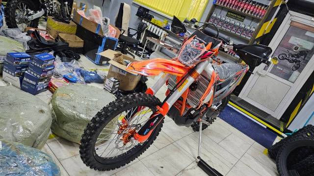 Regulmoto Crosstrec 300. 300. ., , ,   