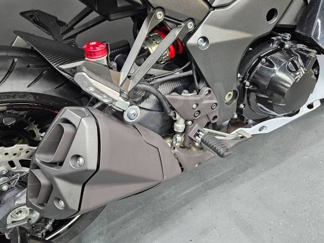 Kawasaki Ninja 1000. 1 043. ., , ,   