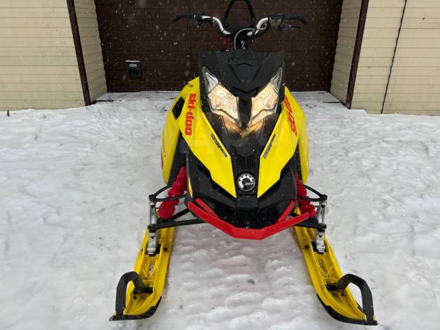 BRP Ski-Doo Summit X T3. ,  ,   