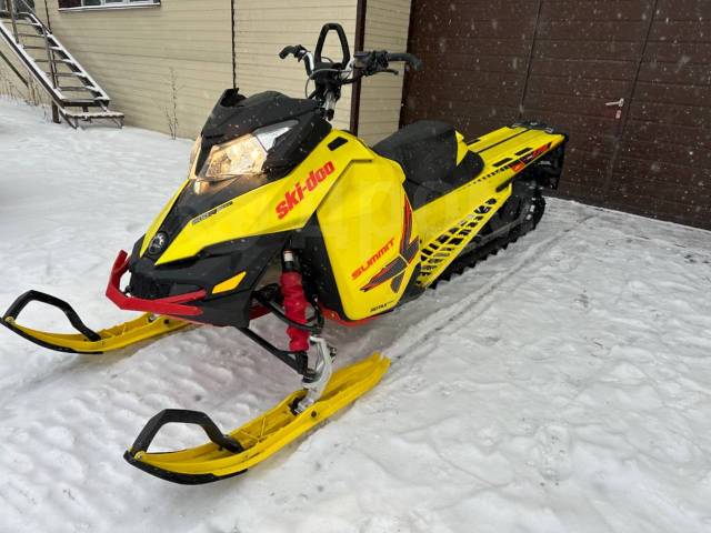 BRP Ski-Doo Summit X T3. ,  ,   