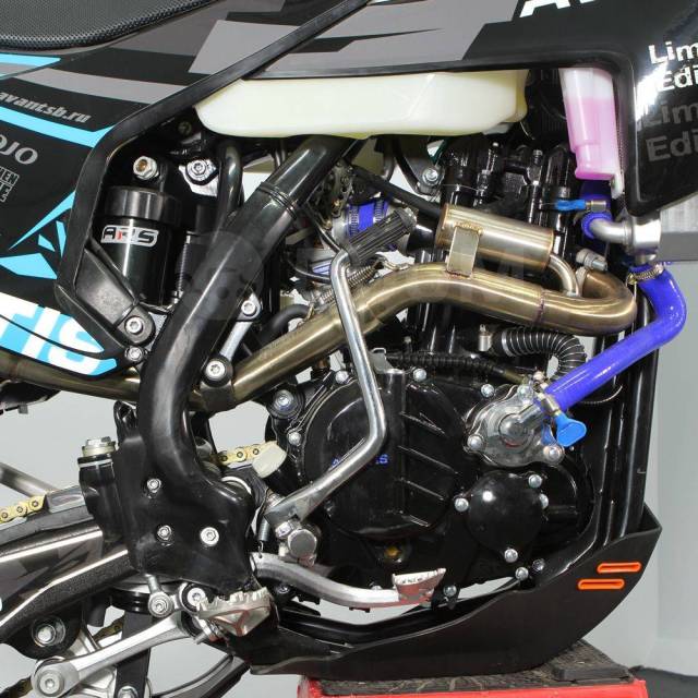 Avantis Enduro 300 Carb Pro Exclusive ARS