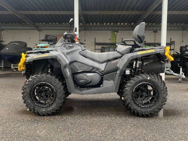 BRP Can-Am Outlander Max 1000R XT-P. ,  \,   