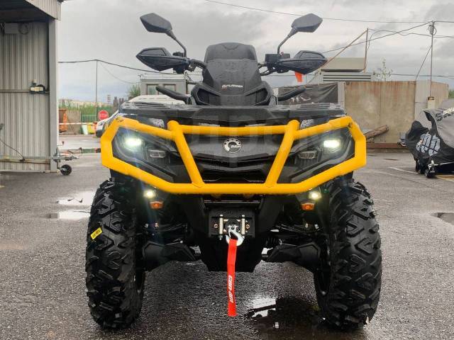 BRP Can-Am Outlander Max 1000R XT-P. ,  \,   