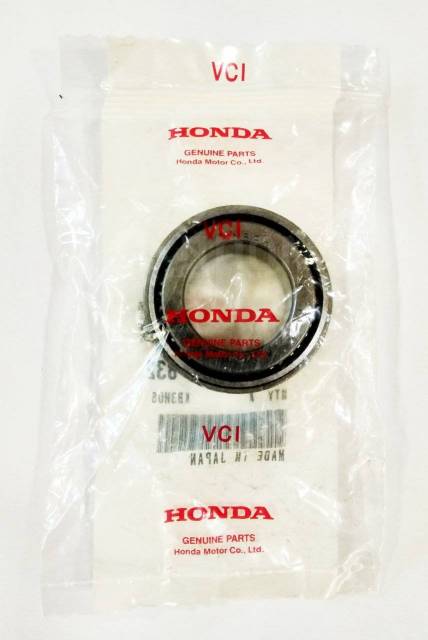    91015-425-832  HONDA (VTX1800, GL1500, XR200-650, CRF250  ) 