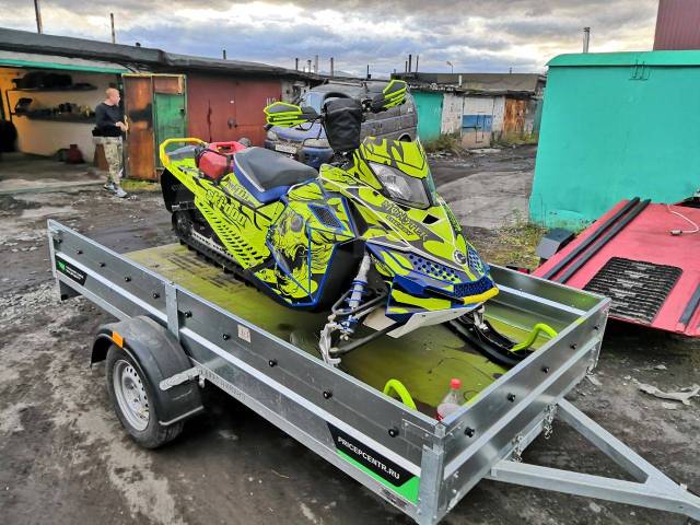 BRP Ski-Doo Summit. ,   